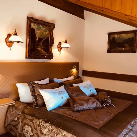 Golden Gapa River Luxury Penthouse 25 *