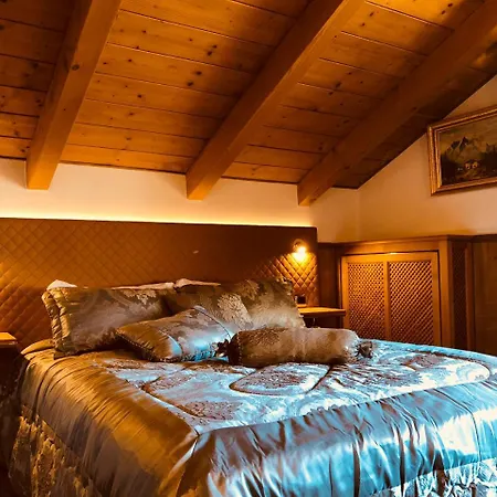 公寓 Golden Gapa River Luxury Penthouse 25 加爾米施-帕滕基興